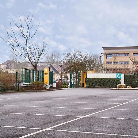 Premiere Classe Le Mans Ouest Universite Bagian luar foto